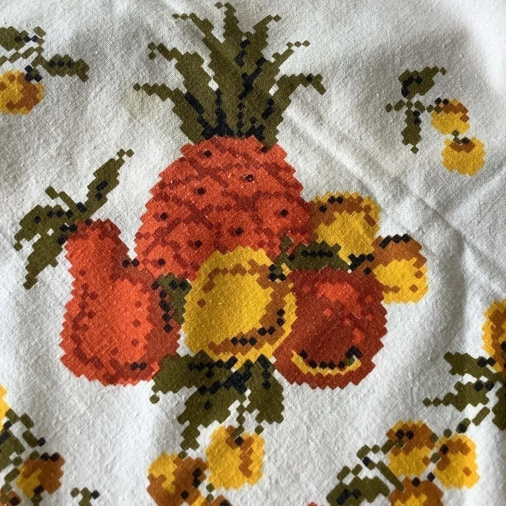 Vintage 60’s Fruit Pineapple Rectangle Fringe Tablecloth Table Linen